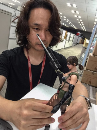 Illustration for article titled Hideo Kojima Shows off Metal Gear Figure With Soft Boobs